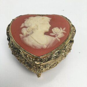 Vintage Heart Shaped Sankyo Cameo Trinket Music Box Works